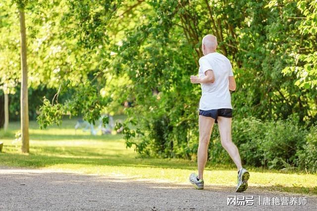 超慢跑如何成为冬季高效燃脂的选择？