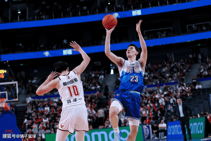 新疆1-0浙江开门红！赵睿携6人上双狂胜35分 CBA半决赛一边倒