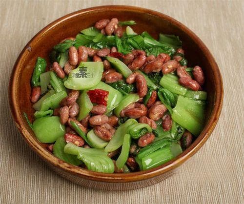 云南美食：从咸菜到素食，品味独特的滇味文化