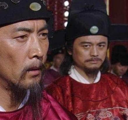 明代初期政治权力的较量：汪广洋与胡惟庸的历史地位对比