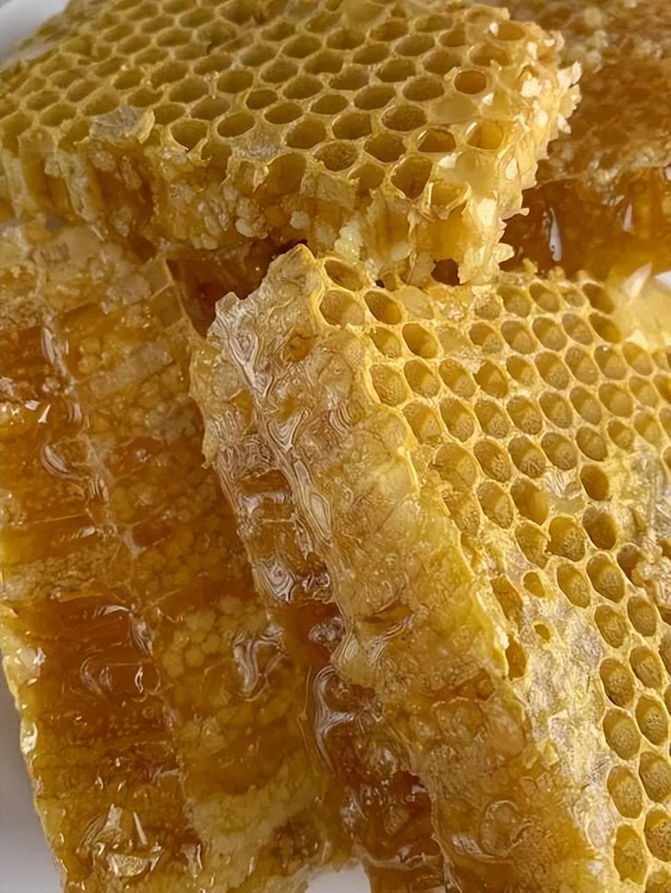 中年人必看：蜂蜜的功效与作用及食用方法和禁忌详解