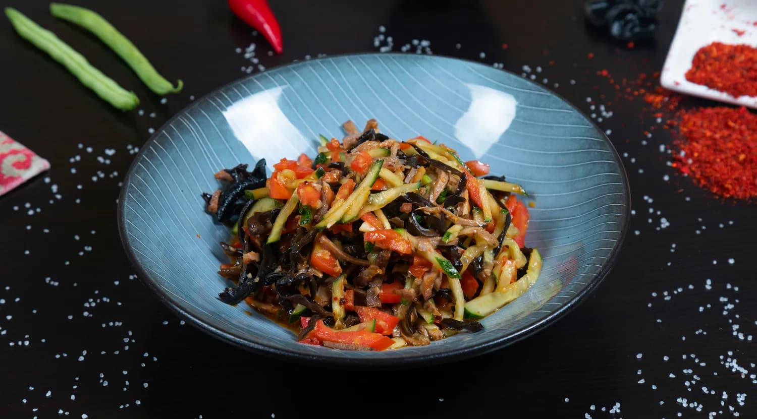 五道超火家常菜大揭秘：从食材到步骤，简单易学