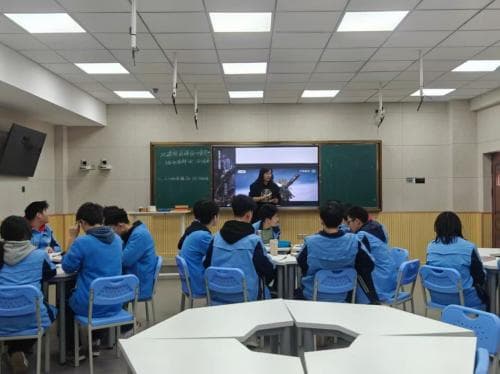 实外金牛：地理课玩跨界《黑神话：悟空》成情境化教学素材
