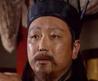 历史上诸葛亮在出师表中向刘禅推荐了哪些储备人才