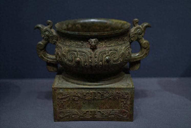 中国古代神兽来源，其外在表现与其来源，和文物表现的对应关系