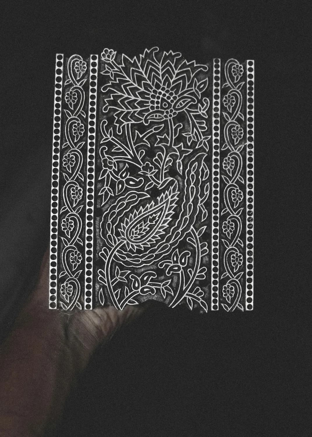 Word花丝封面教程：让你的简历脱颖而出