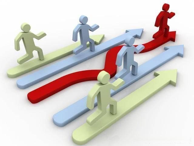 决策与领导风格：中西思维差异下的决策方法比较