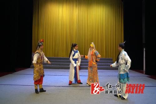 辰河目连戏：传承文化背后的坚守与创新