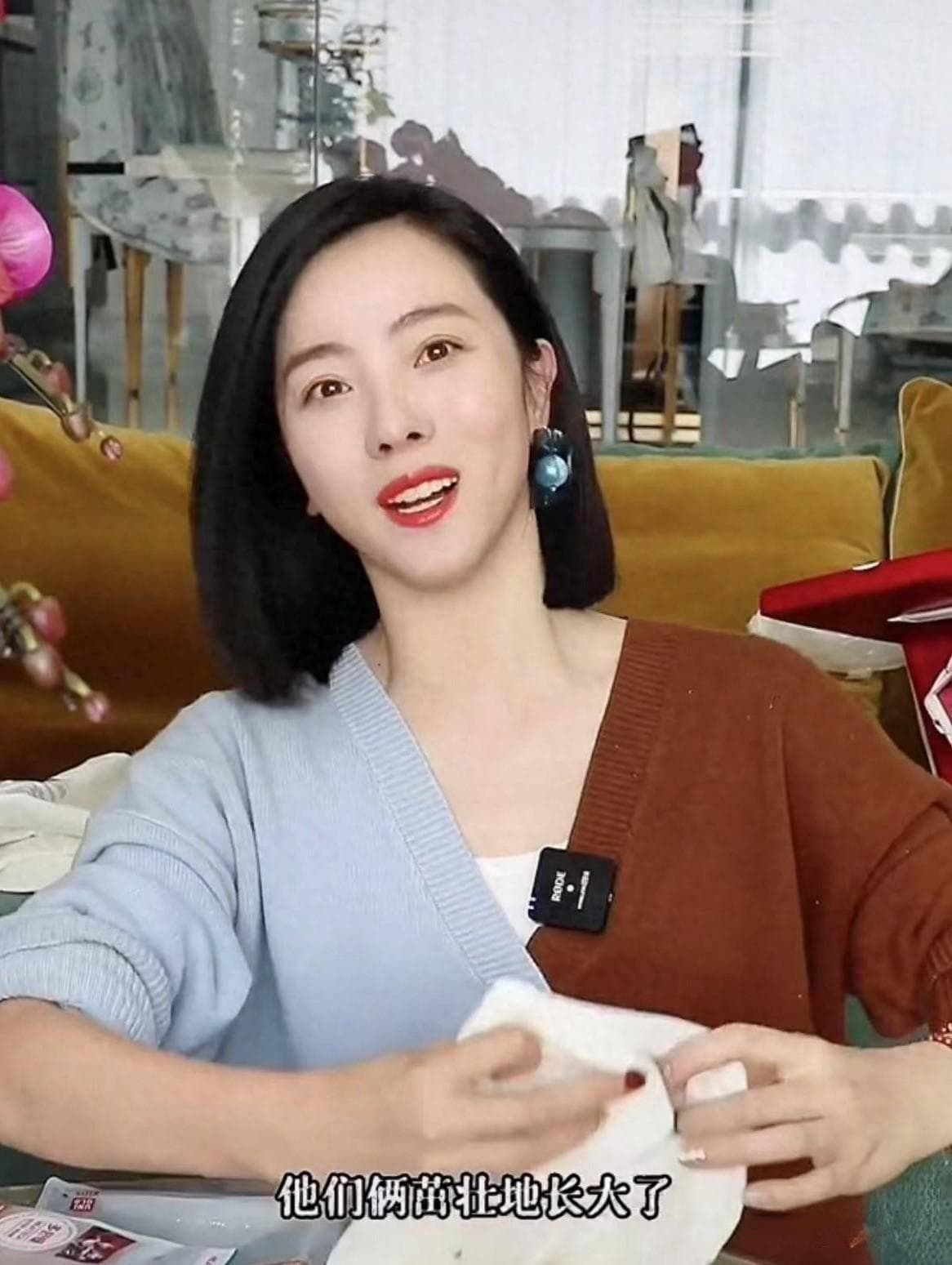 36岁的李思思，走到今天该怪谁呢？成于自己，“败”于婚姻