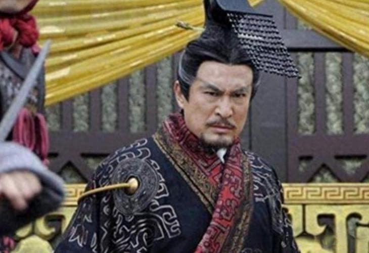 秦始皇为何把“寡人”改成“朕”，将“朕”字拆开看，你就懂了！