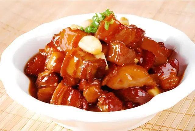 从选材到烹饪：这样做猪肉才能嫩滑不柴