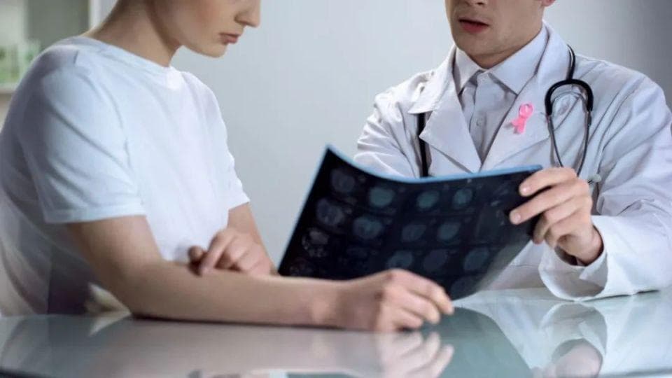 强直性脊柱炎患者必看的5个生活建议，轻松缓解症状！