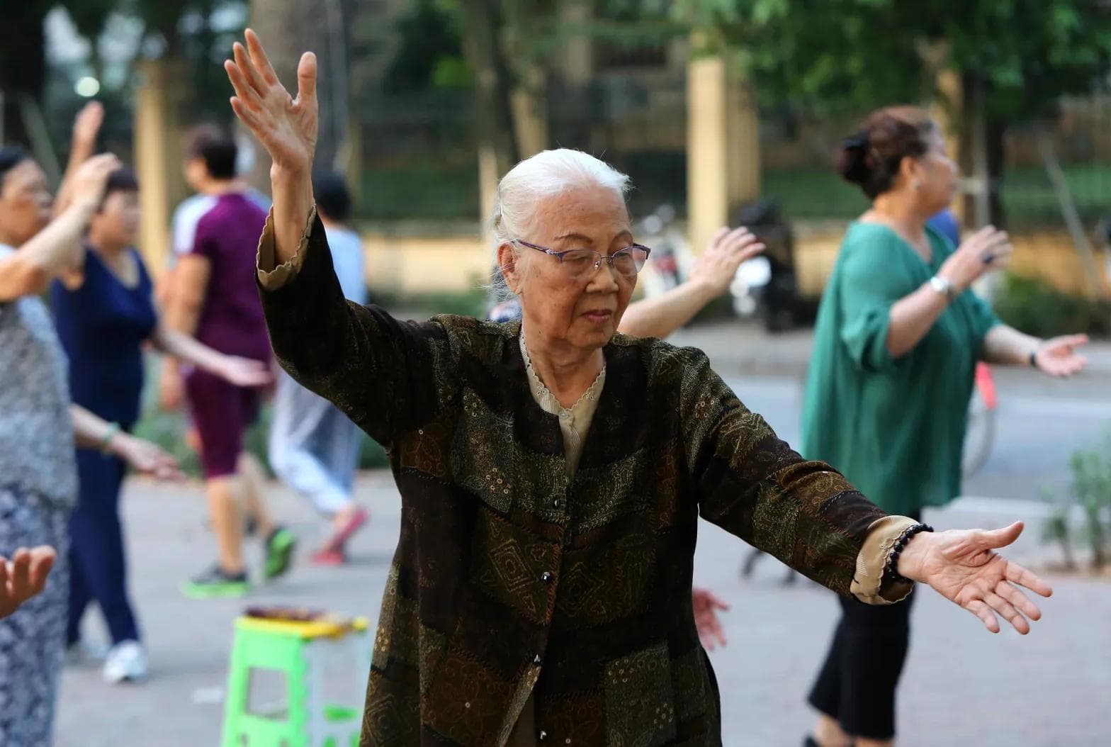 越南预计从2038年开始步入人口老龄化阶段