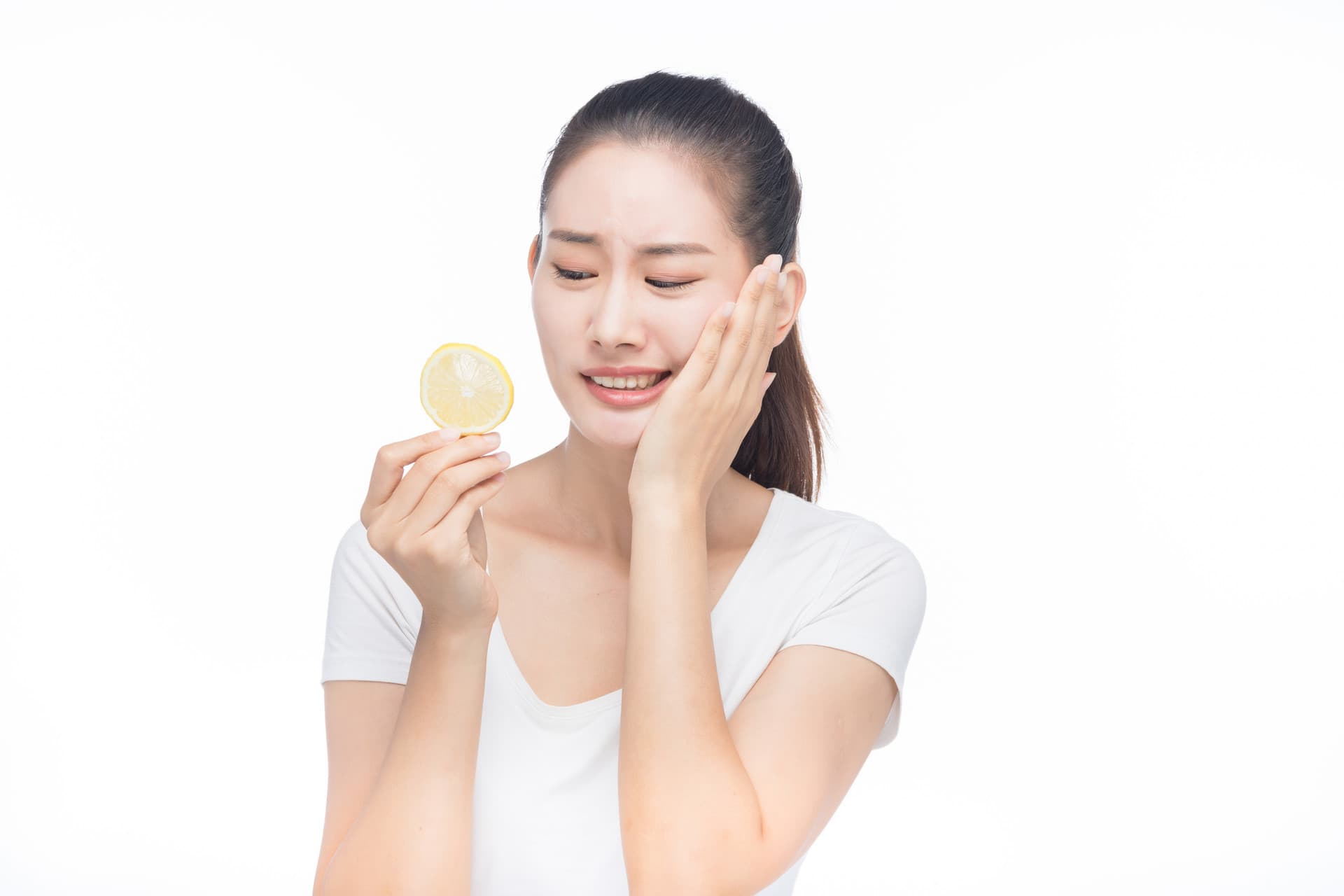 一文看懂：牙龈疼痛的原因、治疗方法及预防