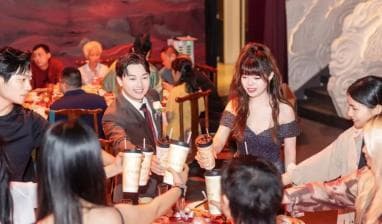 年轻人婚宴“以茶代酒”，霸王茶姬和喜茶们收获意外之喜