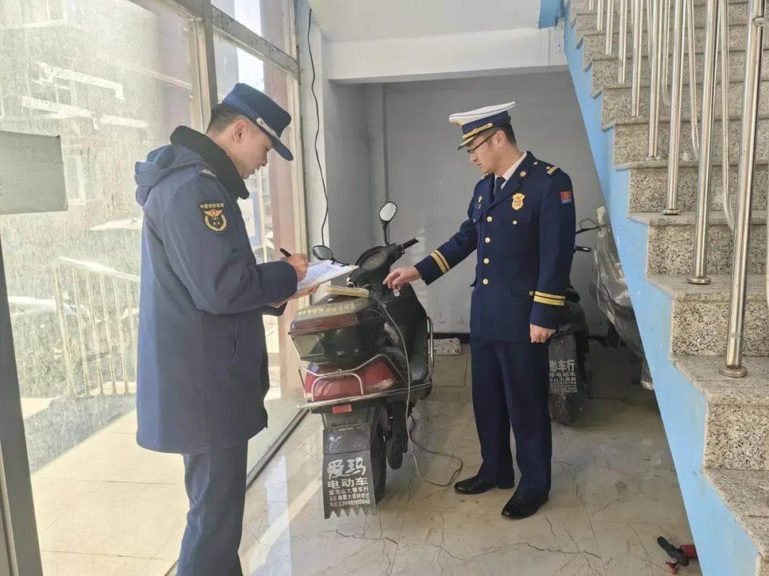 “化堵为疏” 确保“生命通道”畅通
