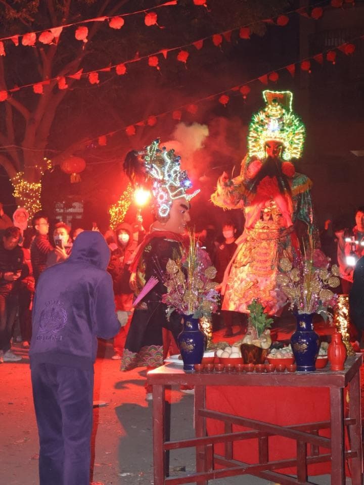福建"游神"为何那么火，年轻一代"挺神将"到底挺的是什么？