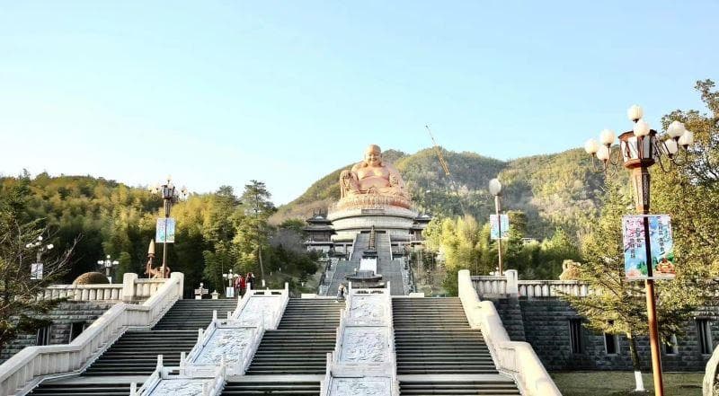 中国佛教五大名山———宁波奉化雪窦山