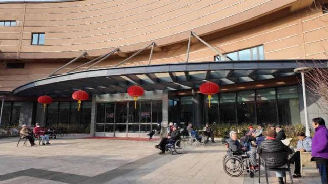 新春走基层丨春节临近 养老院里年味渐浓