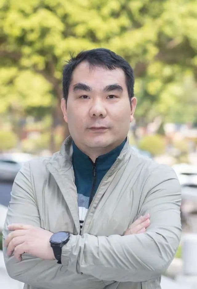 全国人大代表周斌：加强国家社会应急力量建设 提升公众应急意识