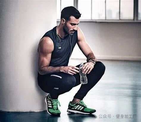 练完肌肉不酸痛，我是不是白练了 ？