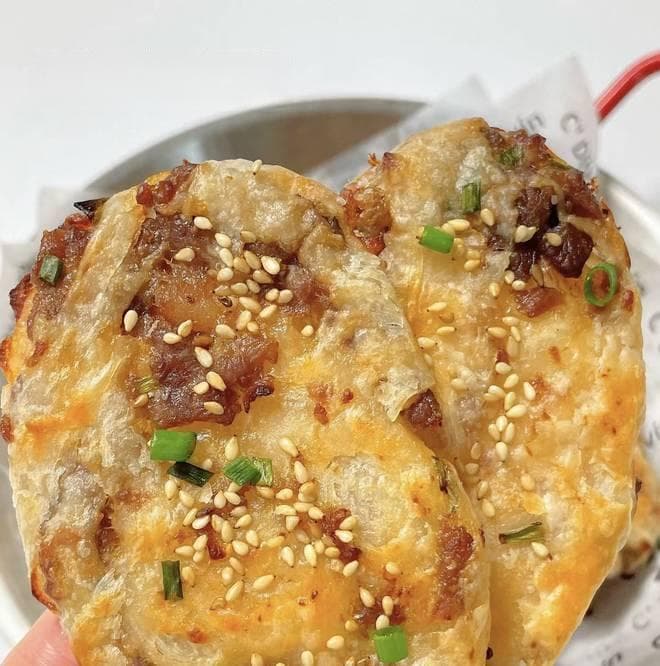 酥脆鲜美！手把手教你自制鲜肉锅盔