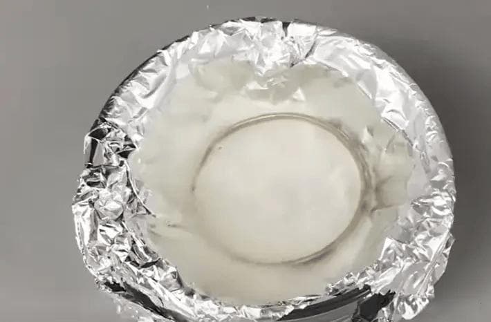 银手镯变黑怎么办？简单几步让银饰重现光彩
