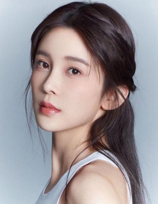 赵樱子：从实力演员到争议焦点，亟需作品正名