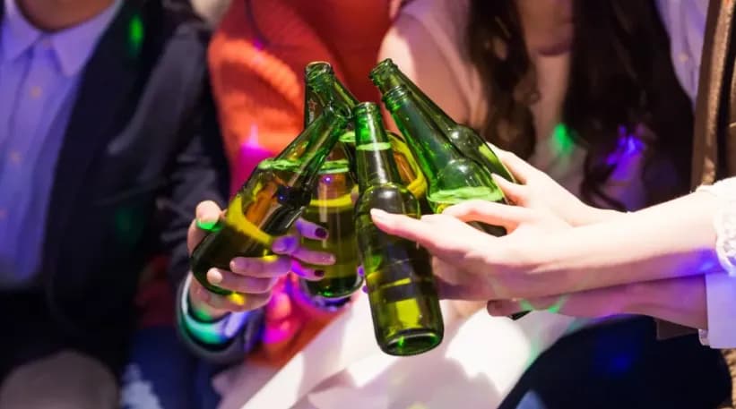 健康科普：酒精是如何伤害胃部的？