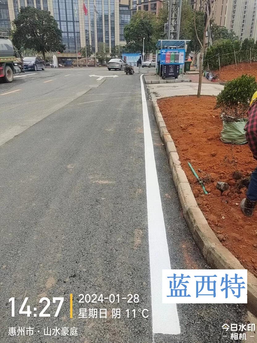消防通道禁停线重要性不容忽视——小区禁停通道线划线