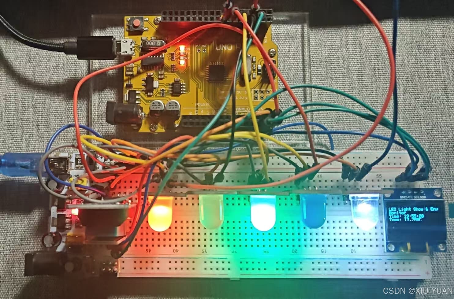 基于Arduino Uno的多彩LED灯光秀与环境监测系统