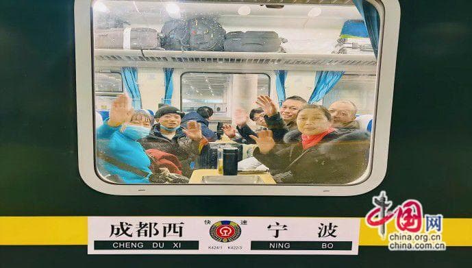 开往春天的列车：中国高铁奏响时代奋进强音