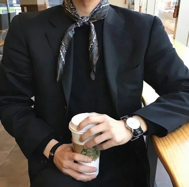 发泥和发蜡的区别与使用指南