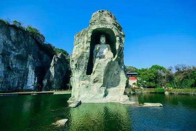 中国十大名石奇石：自然之美的壮丽篇章