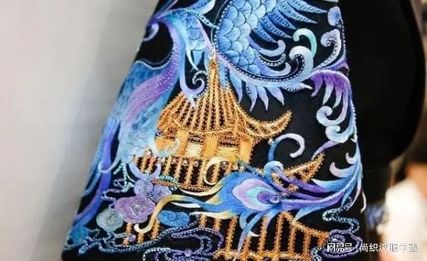 尚织汉服学塾：中国传统文化元素在现代服装设计中的无限可能