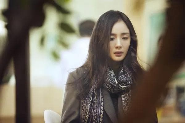 从都市到乡土：杨幂在《生万物》中的演技大考