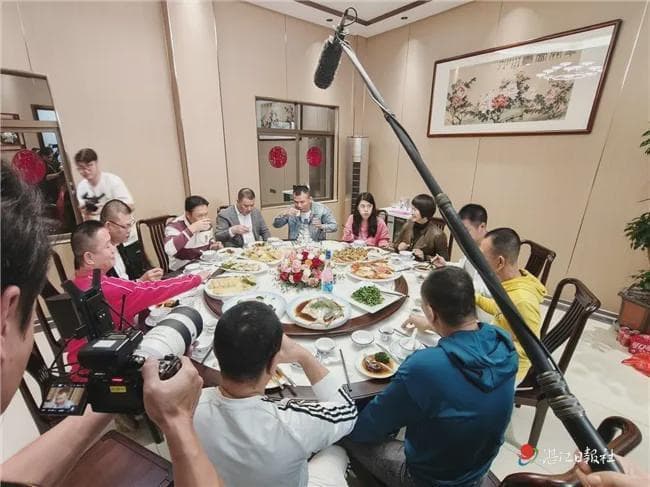 吴川美食登上广东卫视，手打马鲛鱼丸、八宝饭等特色美食惊艳亮相