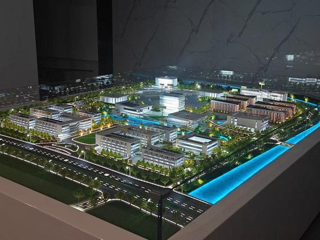 建筑沙盘模型参数与全息投影沙盘特性，智慧工地AI应用创新实践