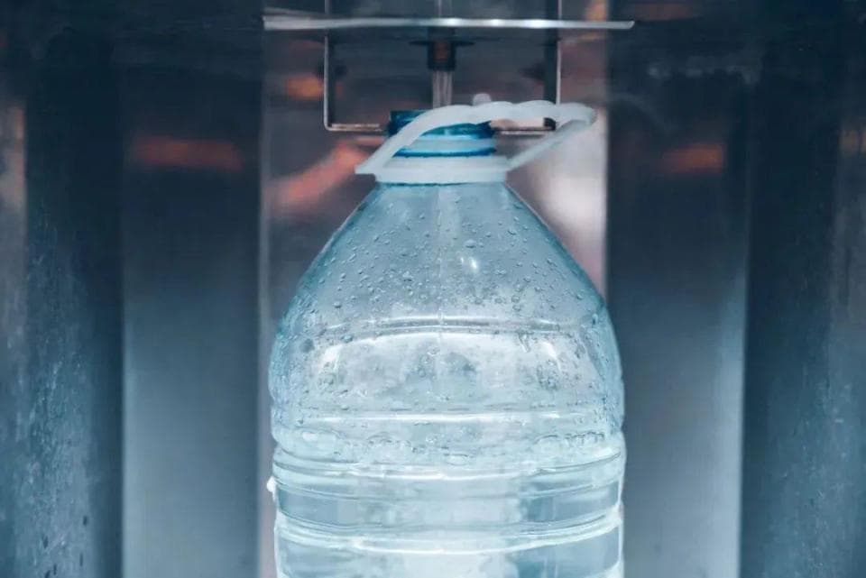 楼下打的“桶装水”，不要随便喝