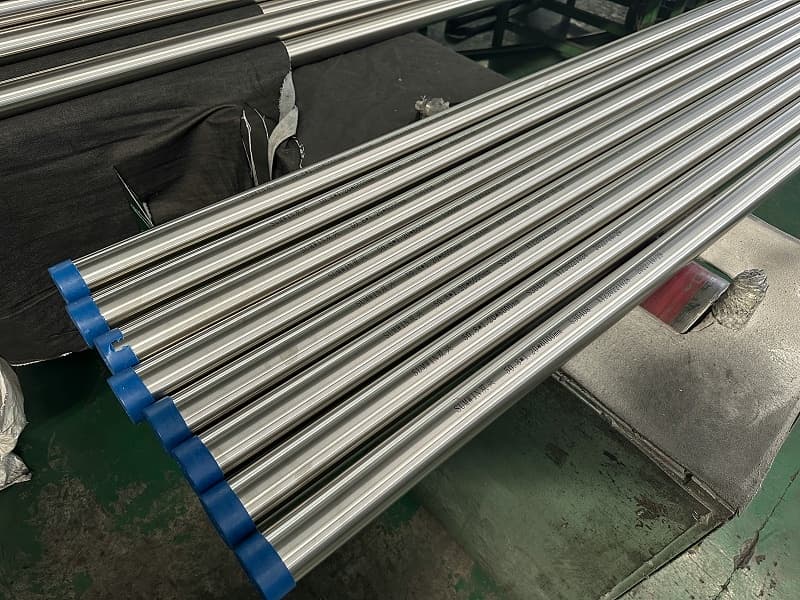 PPR塑料管与不锈钢水管：特性对比与应用场景分析