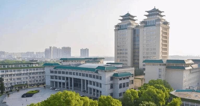 中南民族大学法学院考研情况分析
