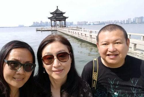 梦见故友：周公解梦中的友情象征