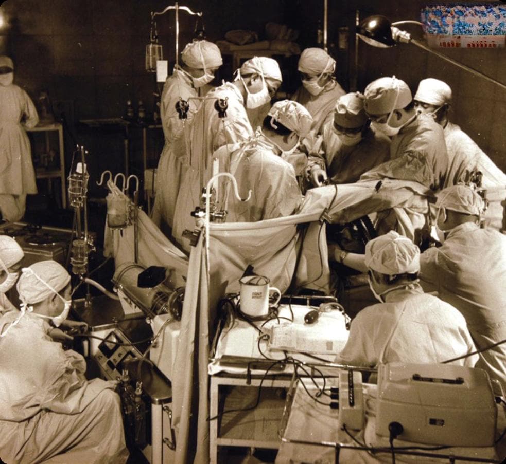 从一台手术到千万生命的守护！纪念中国首例冠脉搭桥手术成功50年