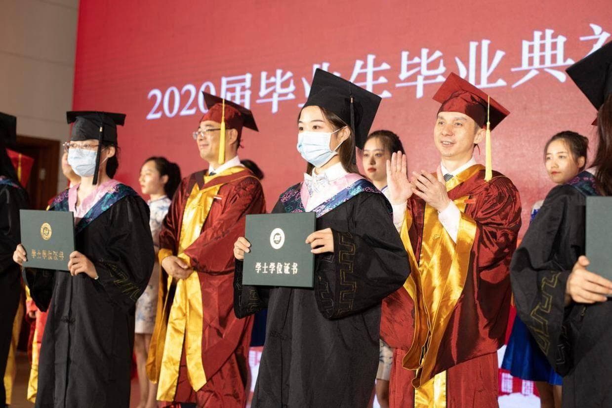 “届”和“级”应该怎么区分？两者有什么不同？看完涨知识了