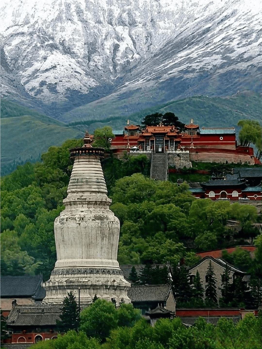 五台山：华北屋脊上的15座佛教名寺，从皇家庙宇到文殊道场