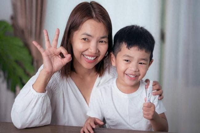 父母如何正确应对孩子青春期叛逆 理解与尊重同行