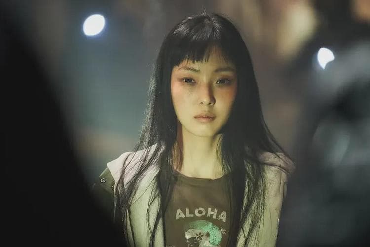 Netflix《寄生兽：灰色部队》本土化改编、人物与寄生讽刺
