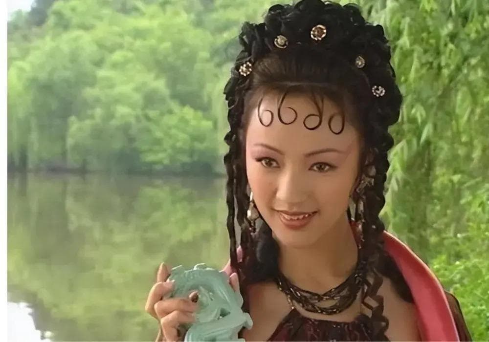 从傅艺伟到娜然：10个版本妲己的荧幕魅力
