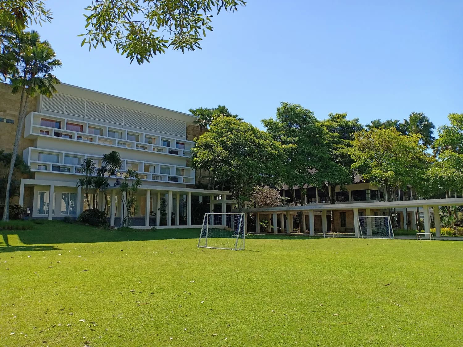 海南学校全力备战2025年春季学期开学