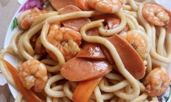日系野菜乌冬面的做法（以新鲜野菜为原料，打造美味健康的乌冬面）
